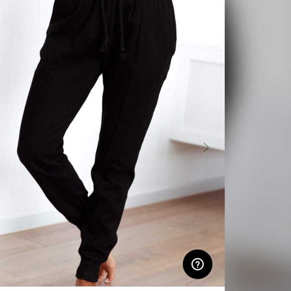 Black lounge joggers - Picture 4 of 6